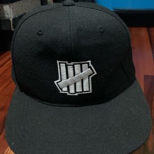 Undefeated Men’s Black 5 Strike Glow New Era Hat Cap Adjustable Strapback